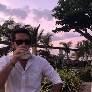 Meet your Posher, Luis